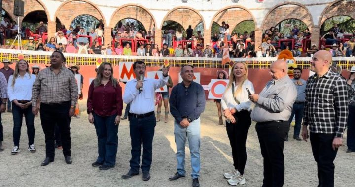 Celebra la UAT 68 aniversario de la Facultad de Comercio Nuevo Laredo