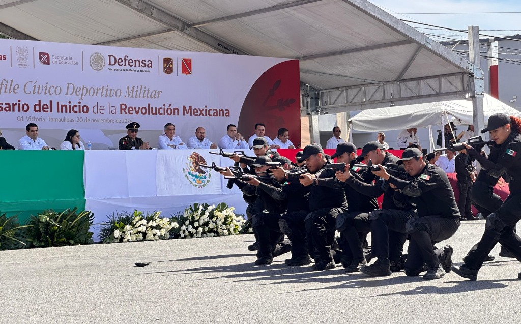 Con un contingente de 380 integrantes, USJT participa en el desfile de la Revolución Mexicana